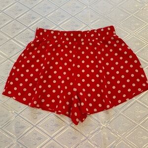 Red Polka Dot Women's Shorts, size M, EUC